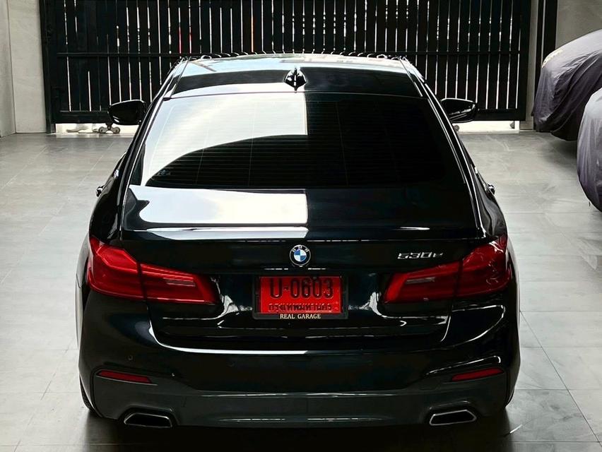 BMW 530e 2.0 G30 M Sport Sedan 11
