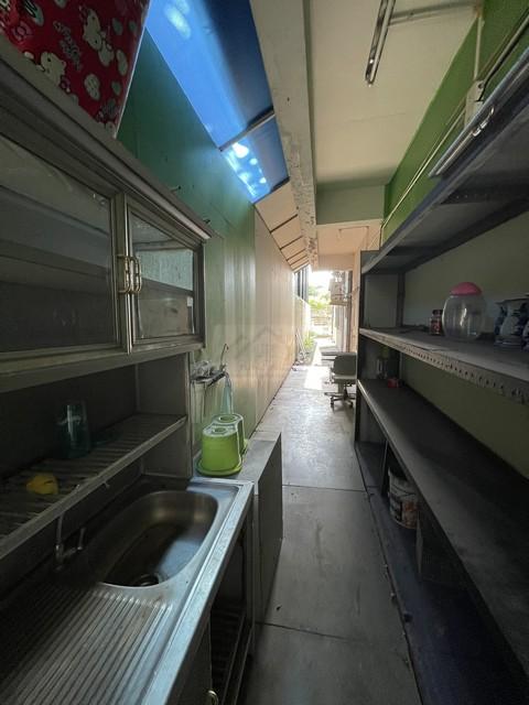 ให้เช่าโกดังขนาดใหญ่พร้อมออฟฟิศ บนเนื้อที่ 200 ตรว. ซอยบางนาตราด 32 ไฟฟ้า 3 เฟส เหมาะสำหรับทุกประเภทธุรกิจ ใกล้เซ็นทรัลบ 8