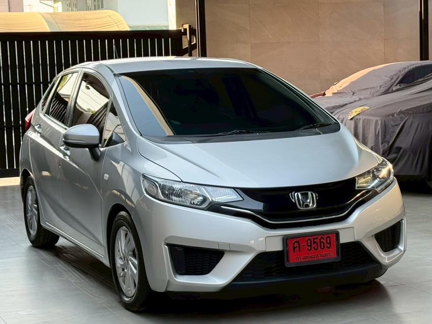 Honda Jazz GK 1.5 V AT ปี 2015 เลขไมล์ 80000 km. รูปที่ 3