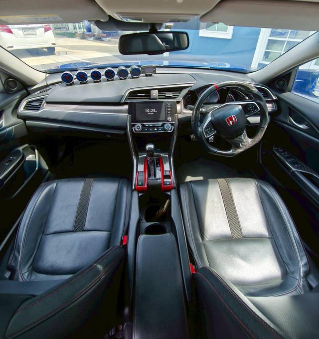 HONDA CIVIC FC 1.5 Turbo RS Auto 12