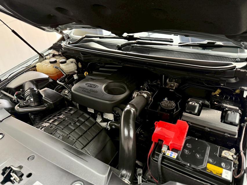 ปี 2017 FORD EVEREST, 2.2 TITANIUM PLUSโฉม ปี15-22 สีเทา เกียร์ออโต้ 6 สปีด เครื่องดีเซล รูปที่ 14