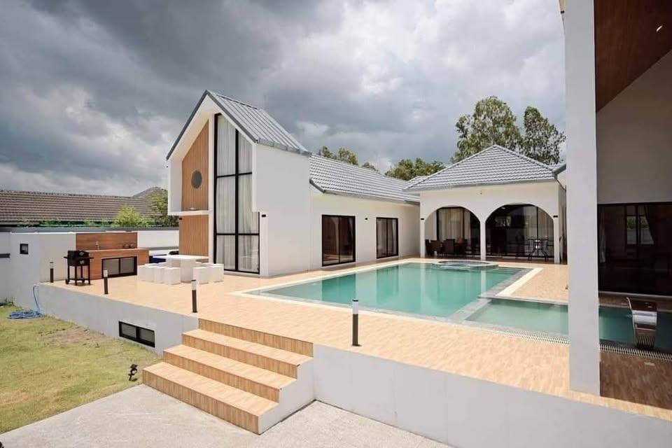 For sale pool villa style Nordic Pattaya 14.5 million 10