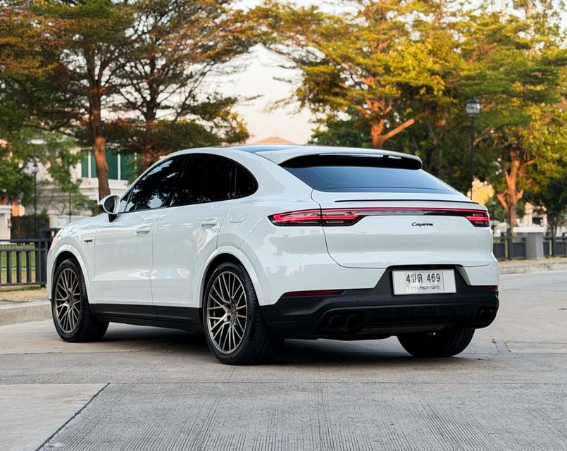 Porsche Cayenne Coupe E-hybrid Platinum Edition ปี 2023 รูปที่ 6