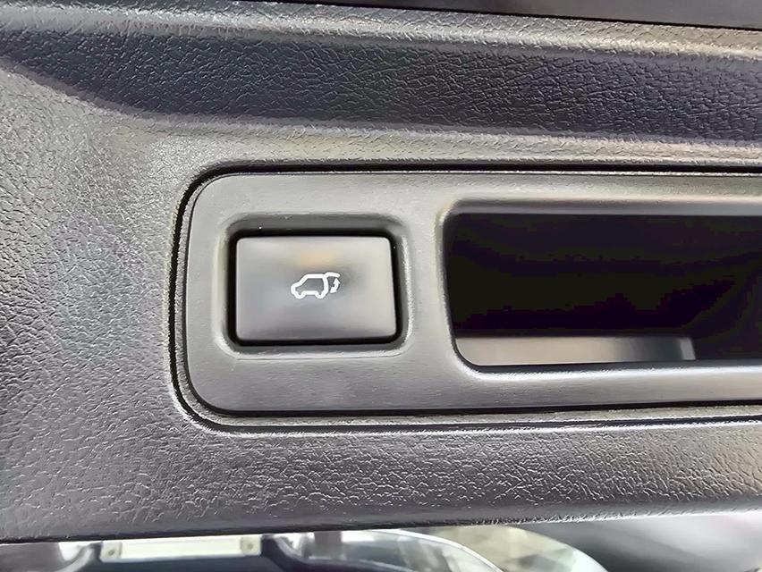 รหัสรถ WMT8155 Fortuner 2.4V ปี 2016 ไมล์ 92,528 km 16