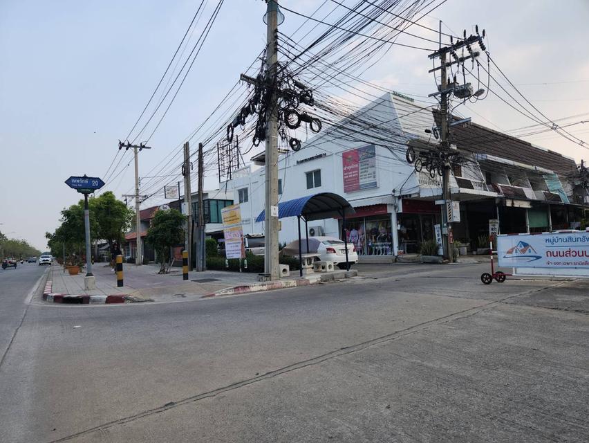 ขายบ้านทาวน์โฮม 2 ชั้น ย่านถนนเทพรักษ์ สะพานใหม่ 6