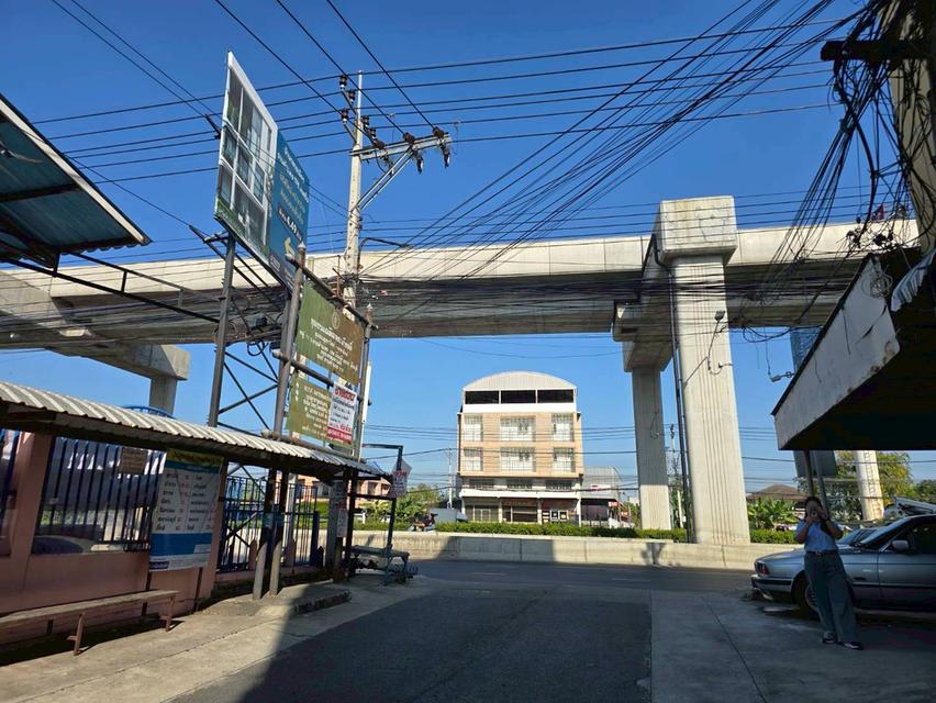 ขายทาวน์โฮม 4 ชั้น รีโนเวทใหม่ ใกล้รถไฟฟ้า สายสีชมพู มีนบุรี (N.1966) 18