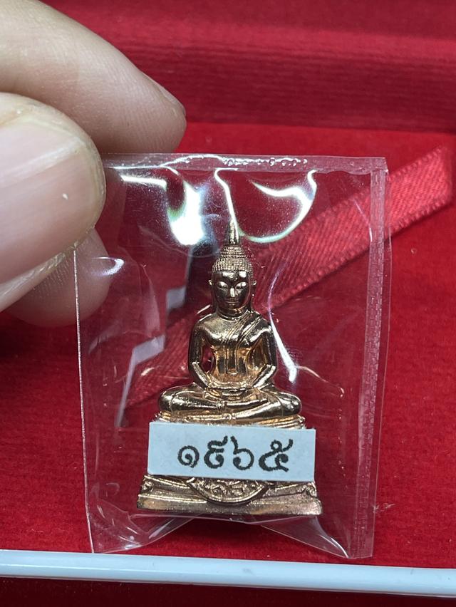 รูปหล่อหลวงพ่อโสธร รุ่น ๑๐๐ ปี ตำรวจแปดริ้ว พิมพ์ใหญ่ เนื้อนวโลหะ