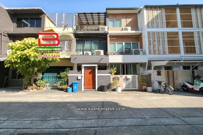 ขาย/เช่า ทาวน์โฮม เนื้อที่ 14 ตร.ว. ซอยสุขุมวิท 16 (ซอยไผ่สิงห์โต) ถนนสุขุมวิท แขวงคลองเตย เขตคลองเตย 2