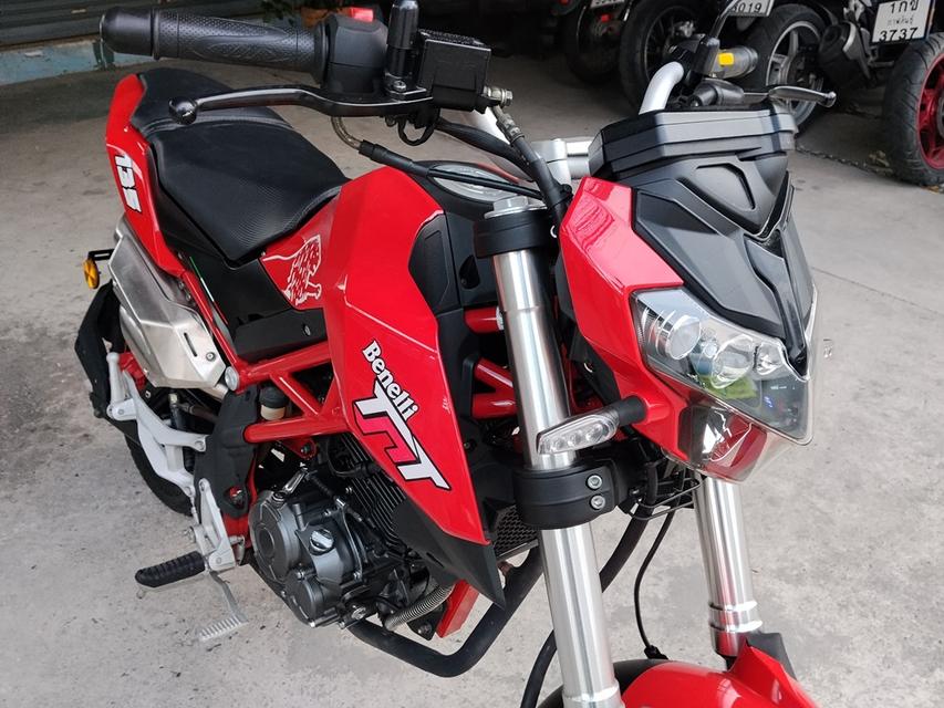 ใช้เพียง 1พันกว่าkm. Benelli TNT 135 ครับ รูปที่ 7