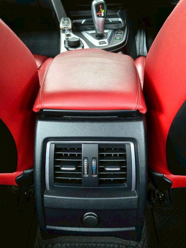 รหัสรถ KPM7997 ‼️BMW 330e Sport Plug-In Hybrid F30 ปี 2018 จด 20‼️  10