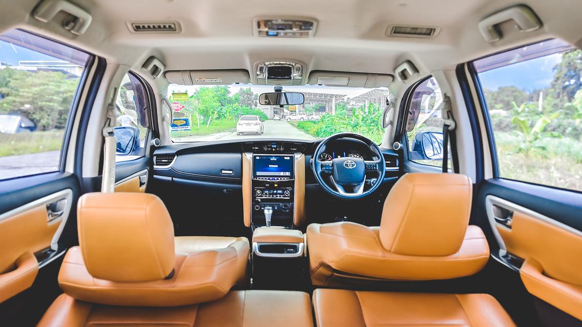 🎯 TOYOTA Fortuner 2.8V 4WD A/T ปี 2017 💯🚘 รถสีขาว 🚘 💯 รถบ้าน แท้ 💯🕰 เลขไมล์ 187,xxx km.✔ รูปที่ 8