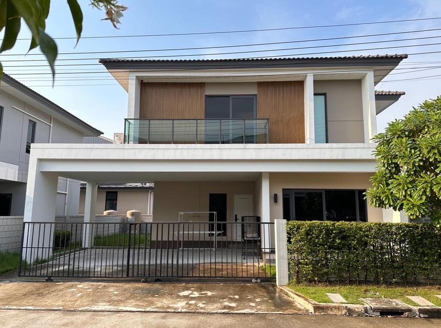 🏡บ้านเดี่ยว 2 ชั้น  ตกแต่งเฟอร์ครบครบ พร้อมลากกระเป๋าเข้าอยู่ 1