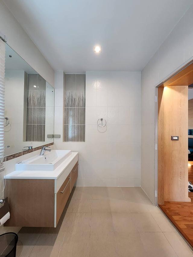 ม.บางกอกบูเลอวาร์ด สาทร-ปิ่นเกล้า 1 18