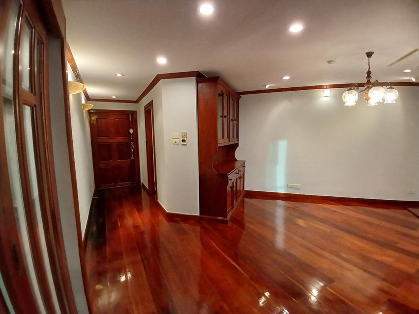 Floraville Condominium 10