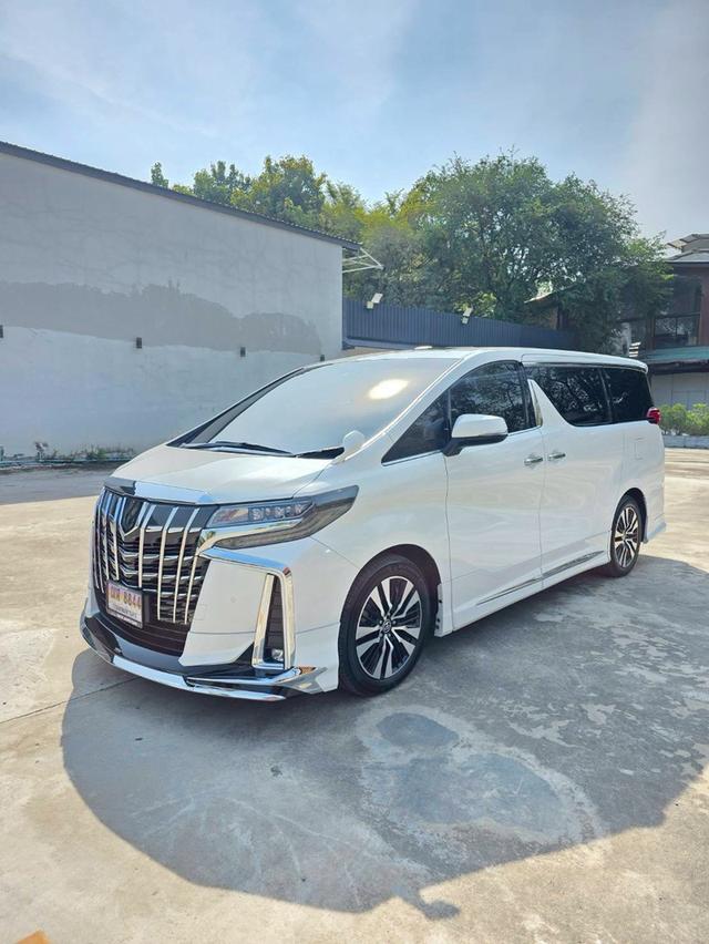 Toyota ALPHARD 2.5SC PACKAGE สีขาว ปี 2022 ไมล์ 60,000 กม.