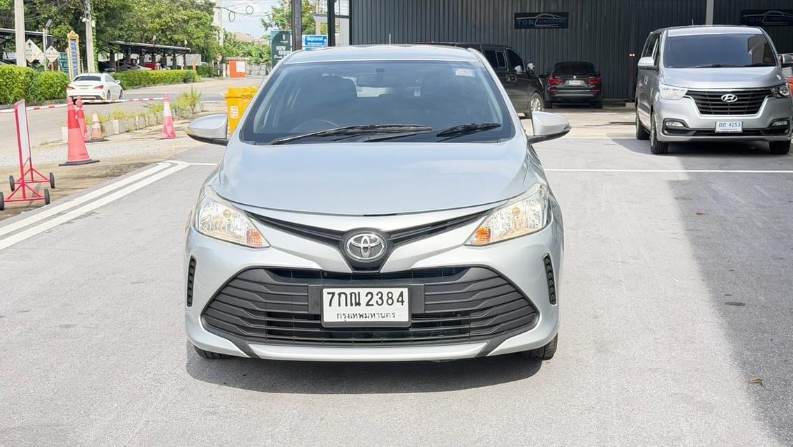 2018 Toyota Vios 1.5 J สีเทา เกียร์ออโต้ เลขไมล์เพียง 90,XXX KM สวยเดิม รถเรียบร้อย กุนแจครบ HOTPRICE 269,000 บาท