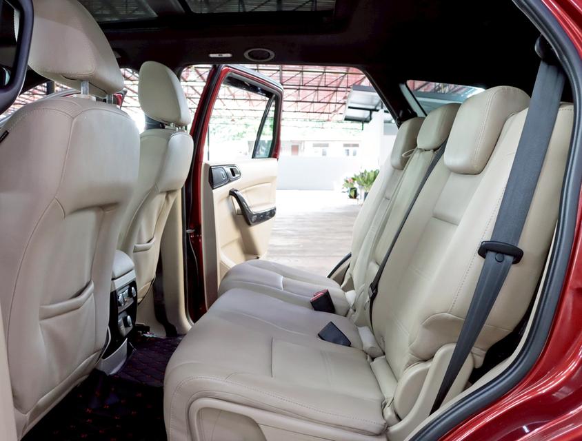 FORD EVEREST 3.2 TITANIUM+ 4WD ปี2016ตัวท็อปสุดของรุ่น  ชุดแต่งรอบคัน 17