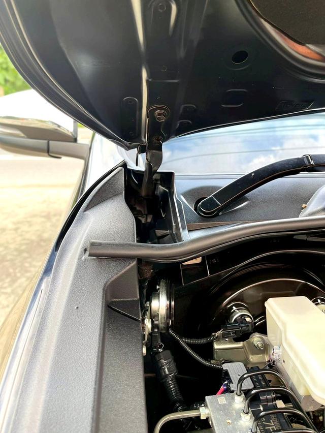 Toyota Revo Prerunner 2.4 Double Cab entry MT เกียร์ธรรมดา. ปี64 (2021) 13