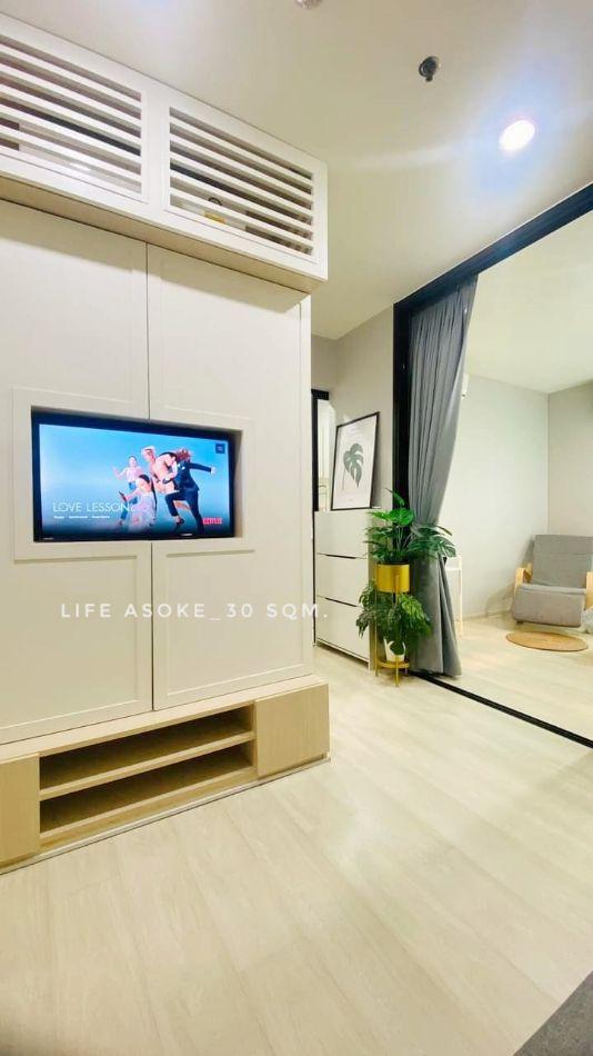 ขาย คอนโด พร้อมผู้เช่า พร้อมเฟอร์ เหมาะลงทุน Life Asoke : ไลฟ์ อโศก 30 ตรม. ใกล้ MRT เพชรบุรี อโศก พระราม 9 5