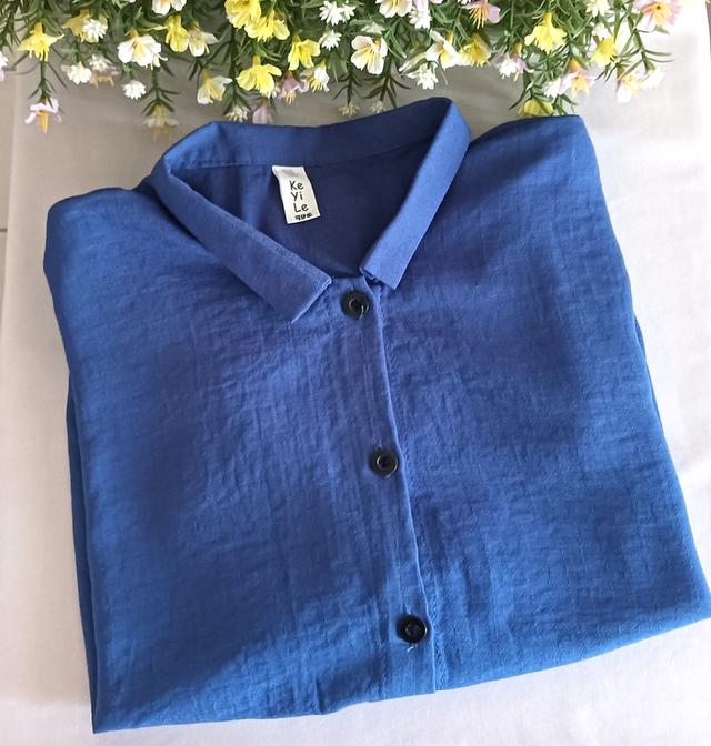 เสื้อคอเชิ้ตสีน้ำเงิน Freesize