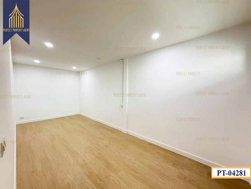 ขาย ทาวน์เฮ้าส์ เสนานิคม 1 ลาดปลาเค้า ลาดพร้าว ตกแต่งใหม่พร้อมอยู่ 20