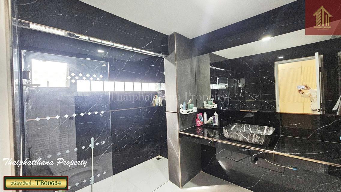 หมู่บ้านกรองทอง พาวิลเลี่ยน 55/1 18