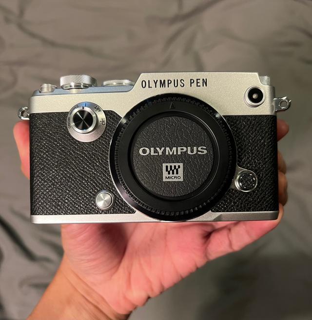 Olympus Pen F 1