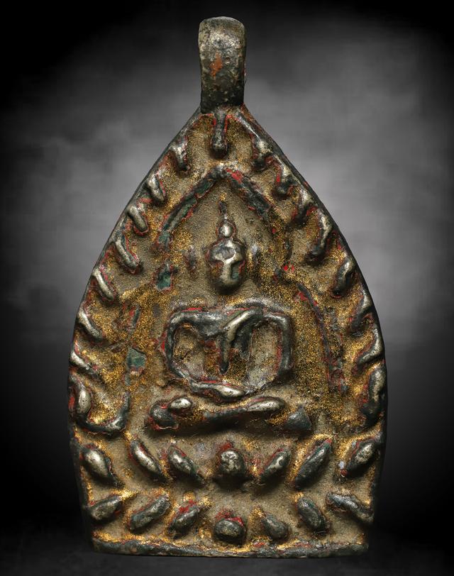 เหรียญหล่อเจ้าสัว หลวงปู่บุญวัดกลางบางแก้ว เนื้อสำริดเงิน