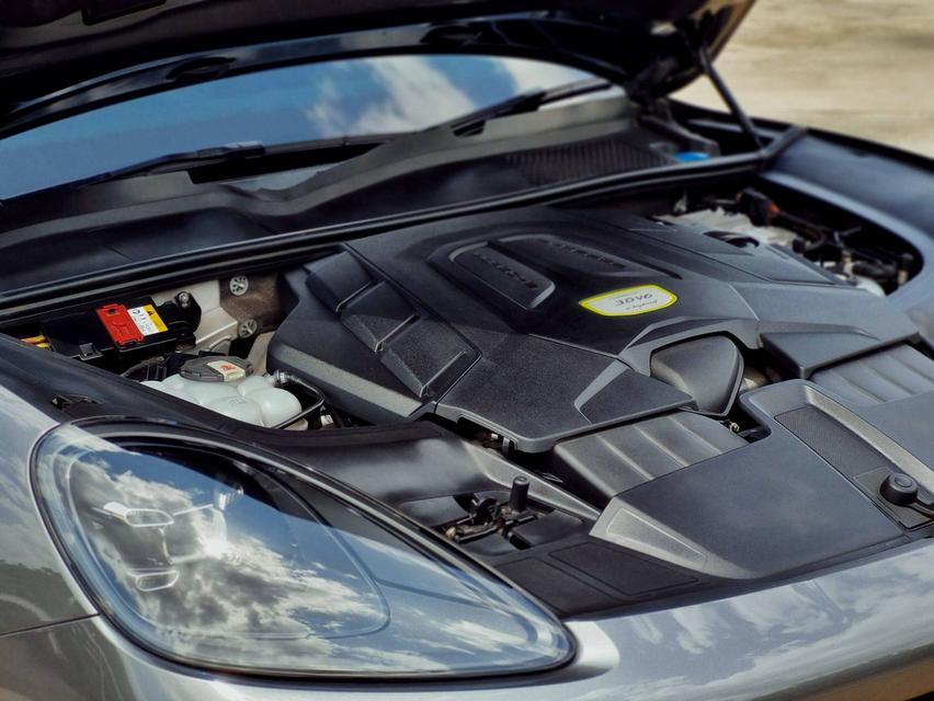 Porsche Cayenne E-Hybrid ปี 2019 ไมล์ 106,xxx km รูปที่ 17
