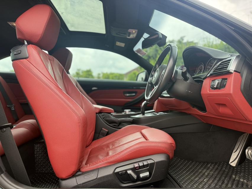 BMW 430i Coupe M-Sport lCI 9