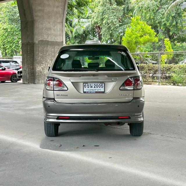 Toyota Harrier 3.0 Four AT ปี 2004 6