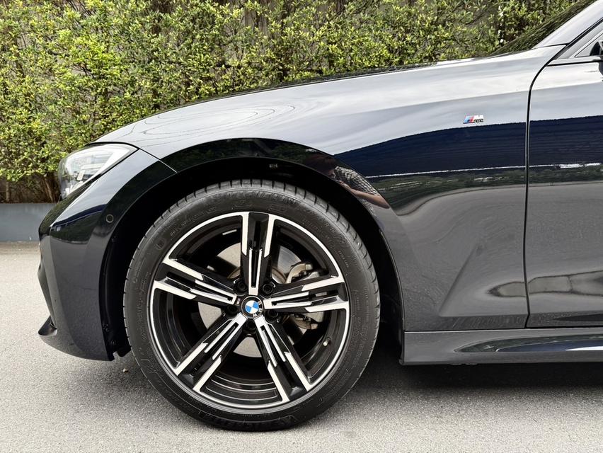 รหัสรถ AP171 BMW 330li  M Sport G28 2021 6