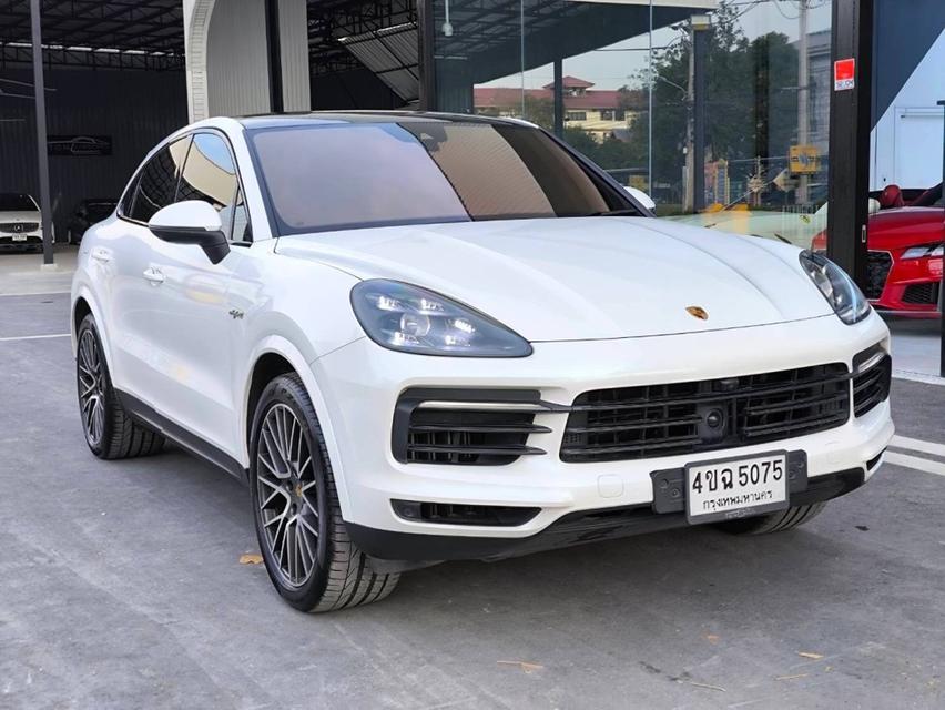 รหัส KPV5075 2020 PORSCHE CAYENNE COUPE 3.0 HYBRID สีดำ wrap 