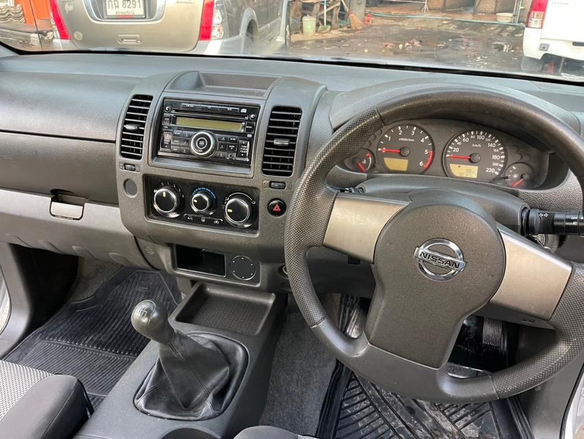 Nissan Navara 2.5 mt 10