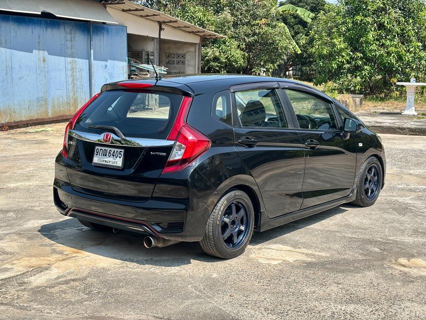 Honda Jazz ปี2016 มือสอง รูปที่ 6