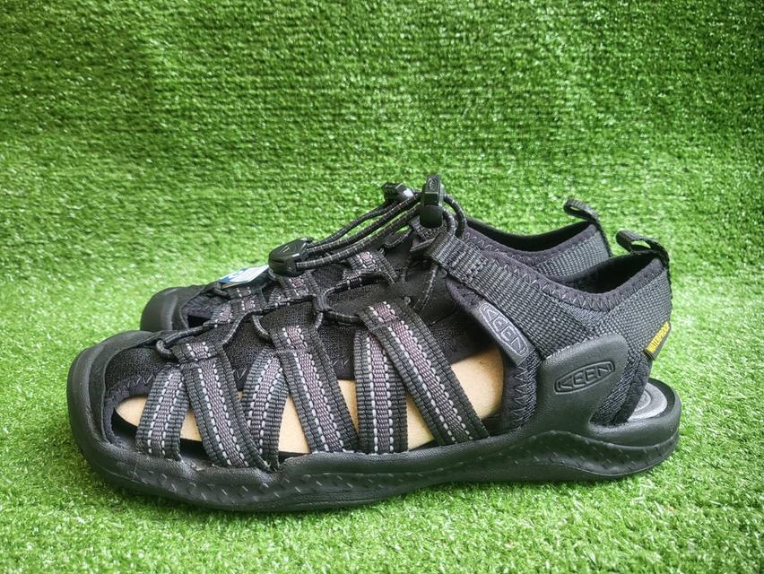 KEEN size 36eur 23cm