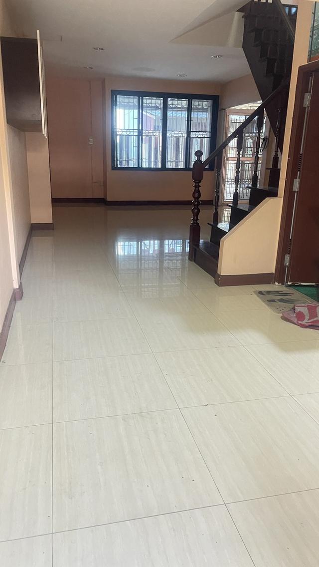 ขายด่วน บ้านทาวน์เฮาส์ 3 หลังติดกัน 6