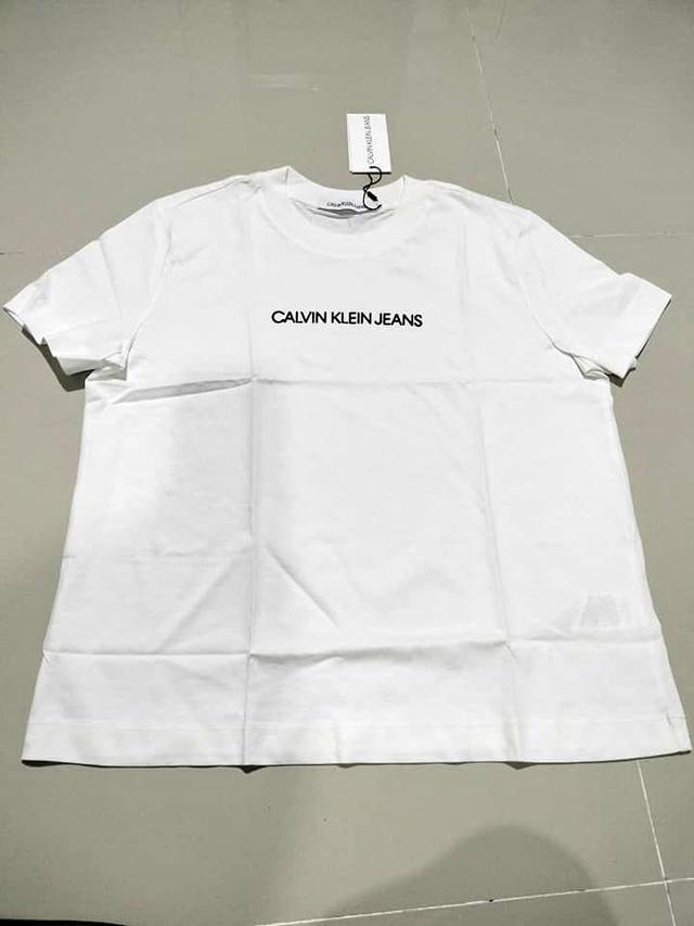 [ขาย] เสื้อยืด Calvin Klein 🌈 1
