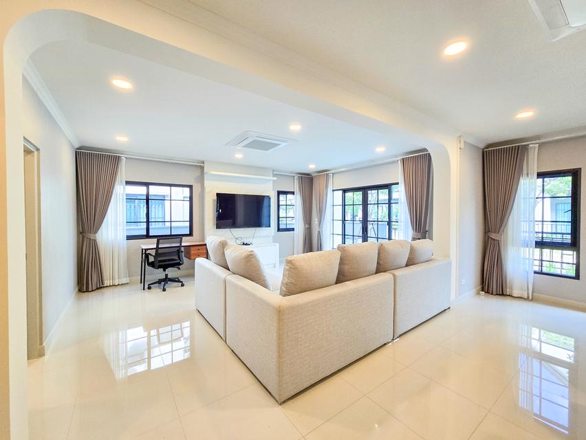 ให้เช่า บ้านเดี่ยว Centro บางนา🏡 แบบบ้านใหญ่สุดในโครงการ เฟอร์นิเจอร์ครบ หิ้วกระเป๋าเข้าอยู่ได้ทันที บ้านหันหน้าทิศเหนือ ฮวงจุ้ยดีเยี่ยม 10/10 4