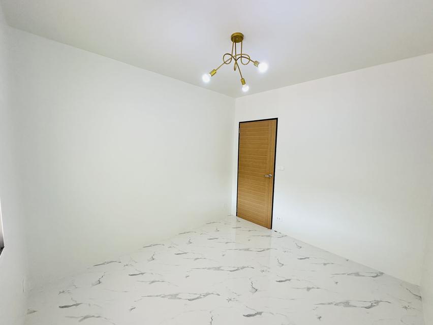 หมู่บ้านภัทรารมย์3 ลาดหลุมแก้ว 5