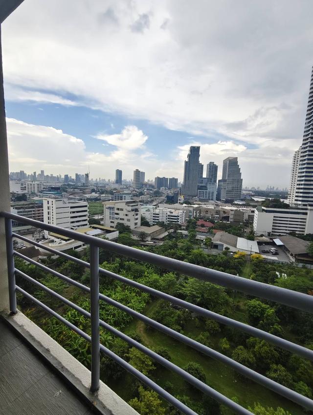 คอนโดวิวสวย เดินทางสะดวก พื้นที่กว้างในราคาสุดคุ้ม 7