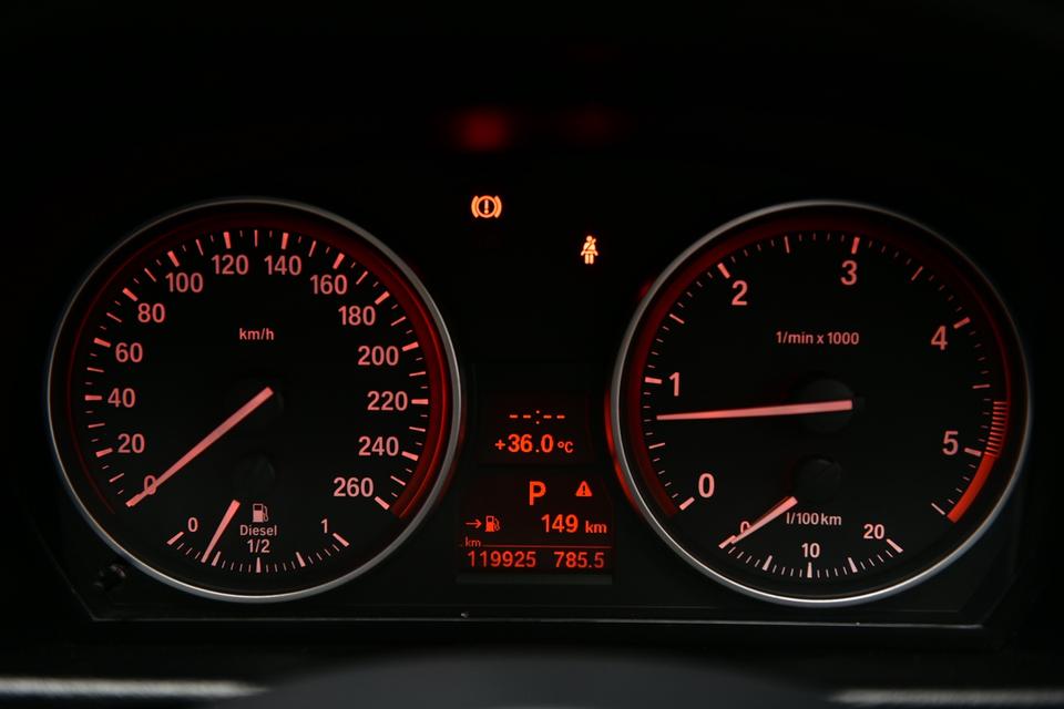 2015 แท้ BMW X1 sDrive20d M-Sport E84🎖️ รูปที่ 19
