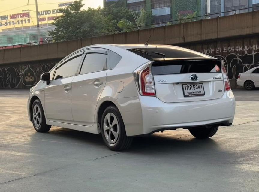 TOYOTA PRIUS 1.8 ตัวท็อป ปี 2012 มือสอง 6