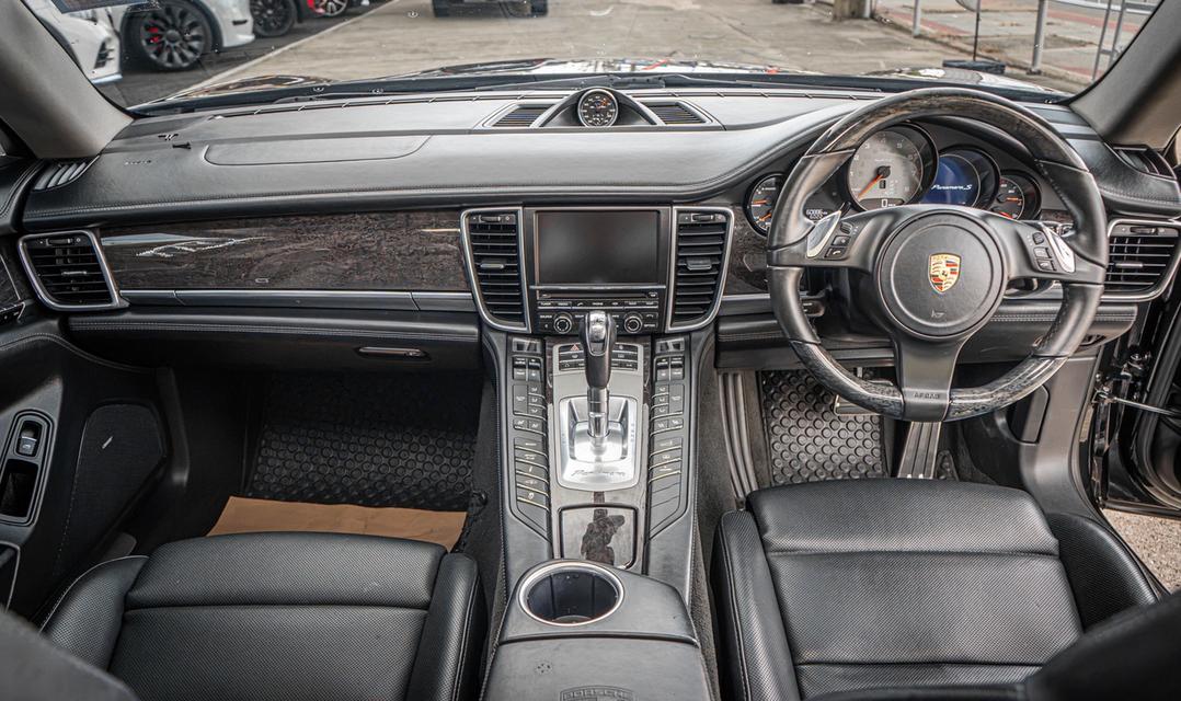 Porsche Panamera S Hybrid 2023  ✨ ไมล์ 60.000 km. !!! ราคาพิเศษ 1.499,000 บาท รูปที่ 19