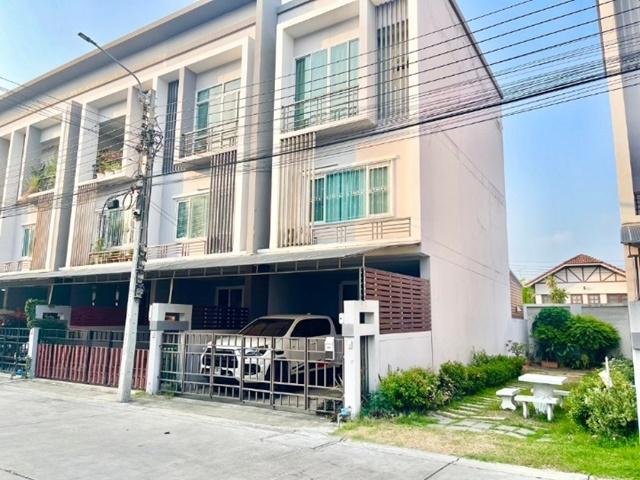 เดอะมอลล์ งามวงศ์วาน 2.5 กม.ให้เช่าทาวน์โฮม 19ตร.วา.229ตร.ม. 3ชั้น MRTแคราย 1.4 กม. 3นอน 4น้ำ เฟอร์ 4แอร์ MRTสนามบินน้ำ  1