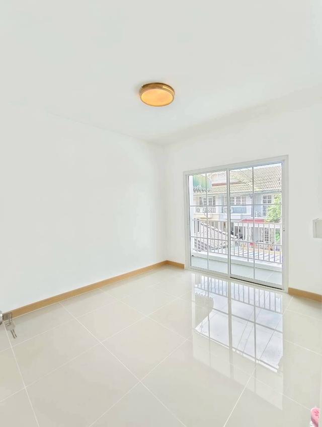 หมู่บ้านพฤกษา18      14