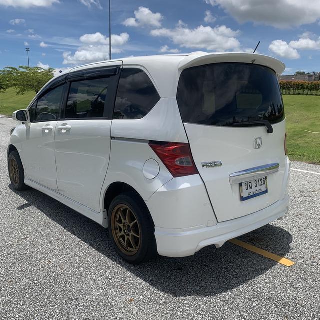 HONDA FREED 1.5 AUTO