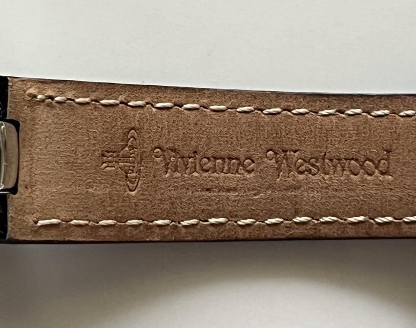 นาฬิกา Vivienne Westwood