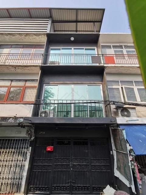 ให้เช่าทาวน์เฮ้าส์ 3 ชั้น 140 ตรม. 3 ห้องนอน ซอยประชาชื่น 36 ใกล้คลองประปา ใกล้ทางด่วน