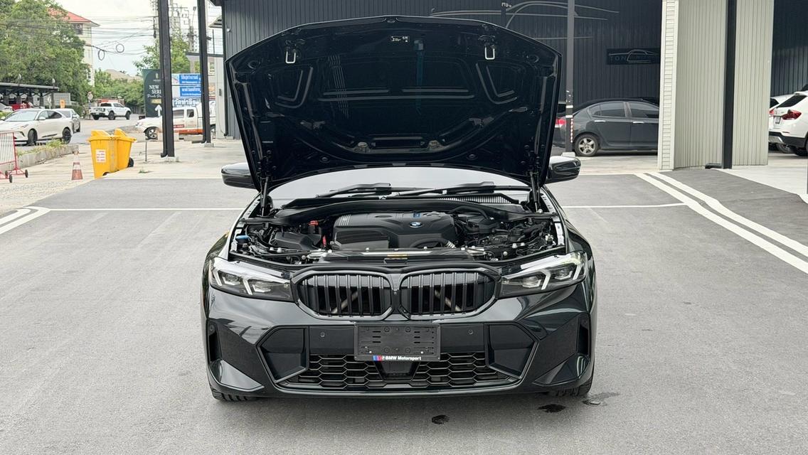 รหัสรถ KPV53 ⚫ BMW 330e M Sport ปี 2023 รูปที่ 6